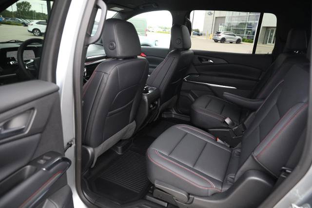 Used 2025 Chevrolet Traverse Z71 AWD/4WD image 30