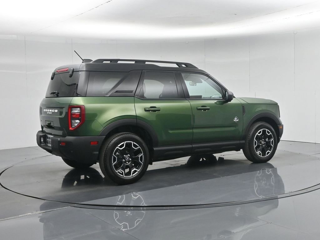 Certified 2025 Ford Bronco Sport Outer Banks w/ Outer Banks Tech Package+ image 11