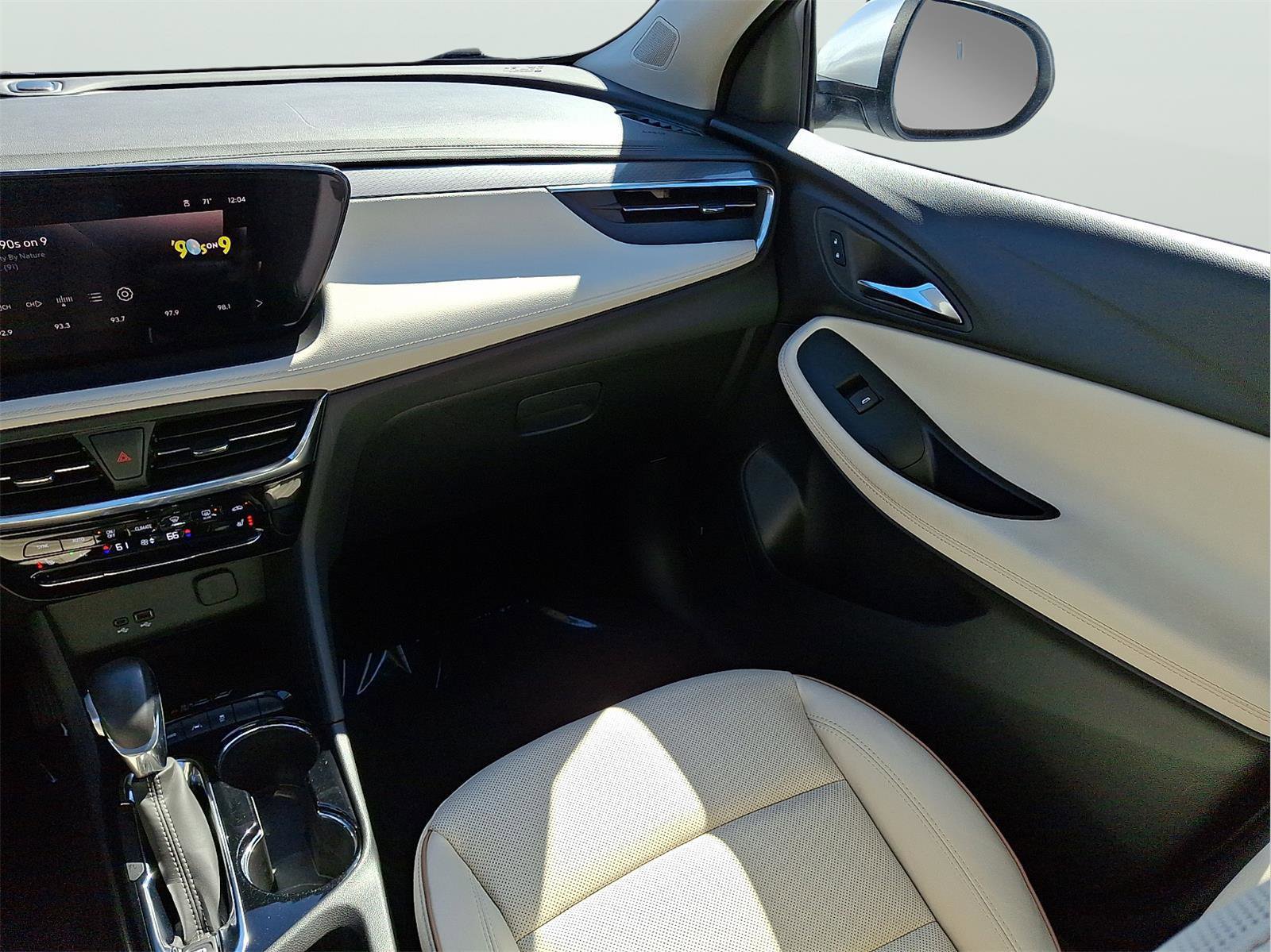 Used 2024 Buick Encore GX Avenir w/ Avenir Technology Package AWD/4WD image 14