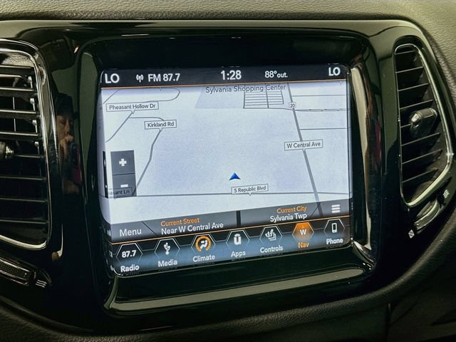 Used 2019 Jeep Compass Limited w/ Safety & Security Group AWD/4WD image 18