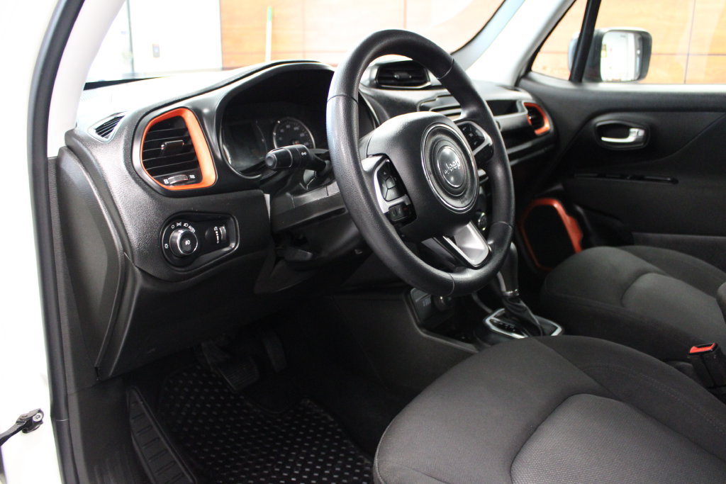 Used 2020 Jeep Renegade Sport AWD/4WD image 14