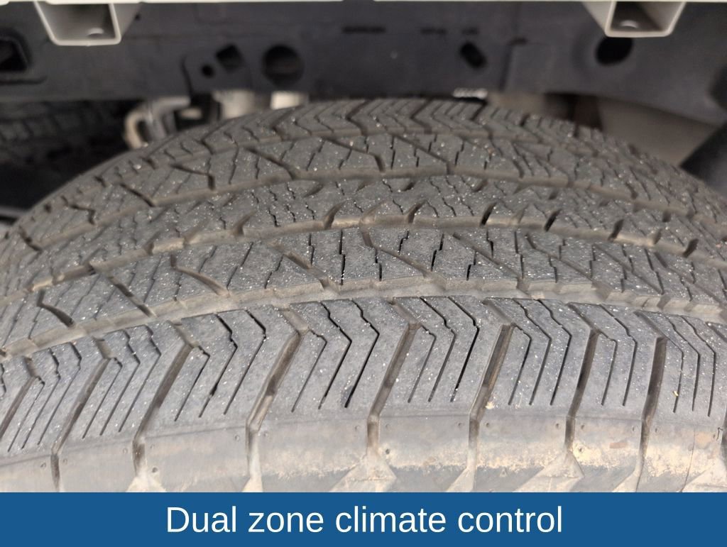 Certified 2025 Ford F150 Lariat w/ Equipment Group 502A High image 21