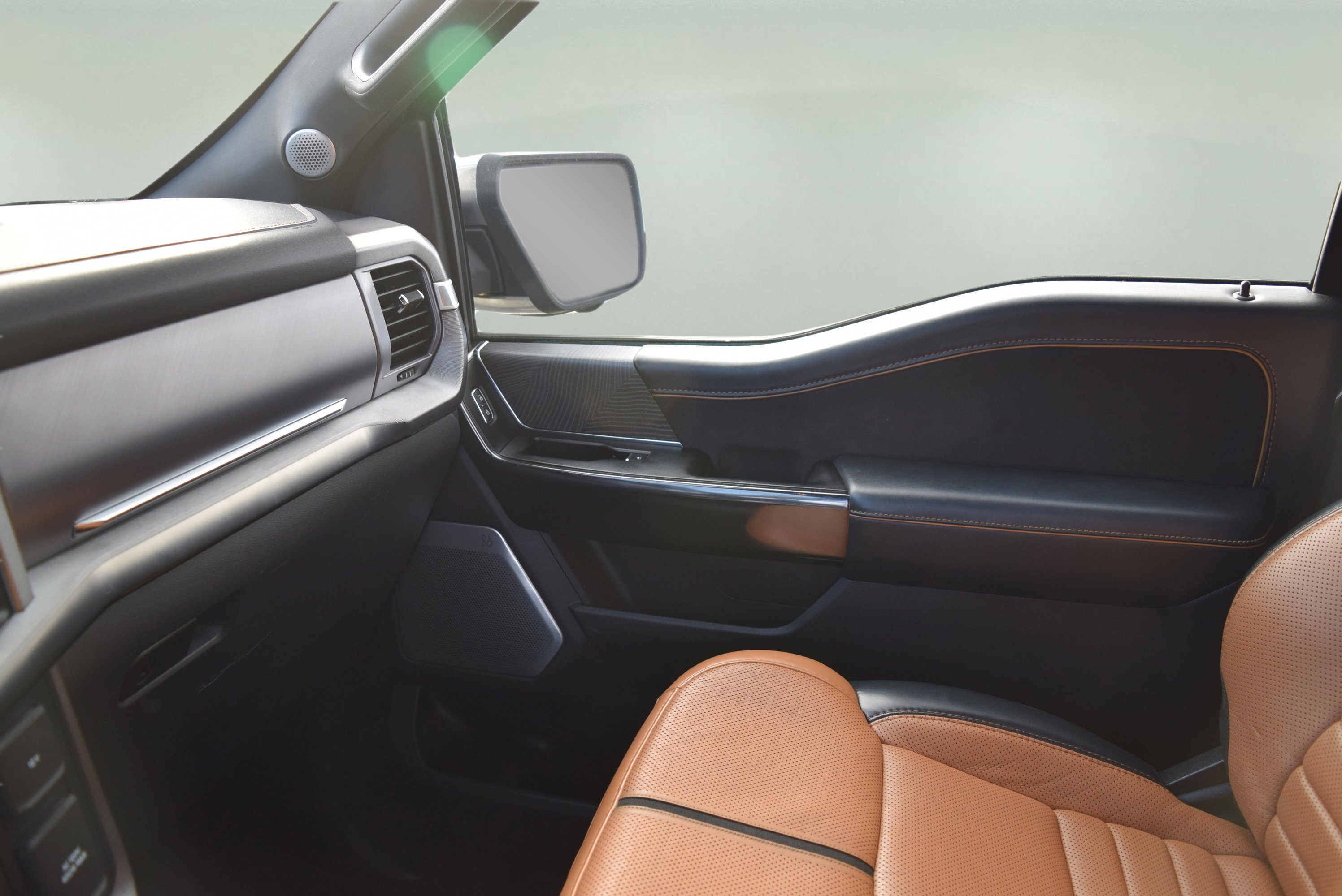 Certified 2021 Ford F150 Platinum w/ Equipment Group 701A High image 17