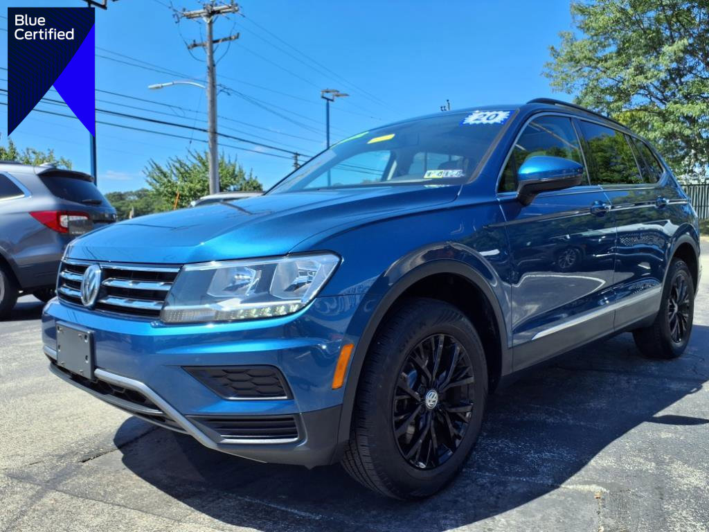 Used 2020 Volkswagen Tiguan SE w/ Panoramic Sunroof Package