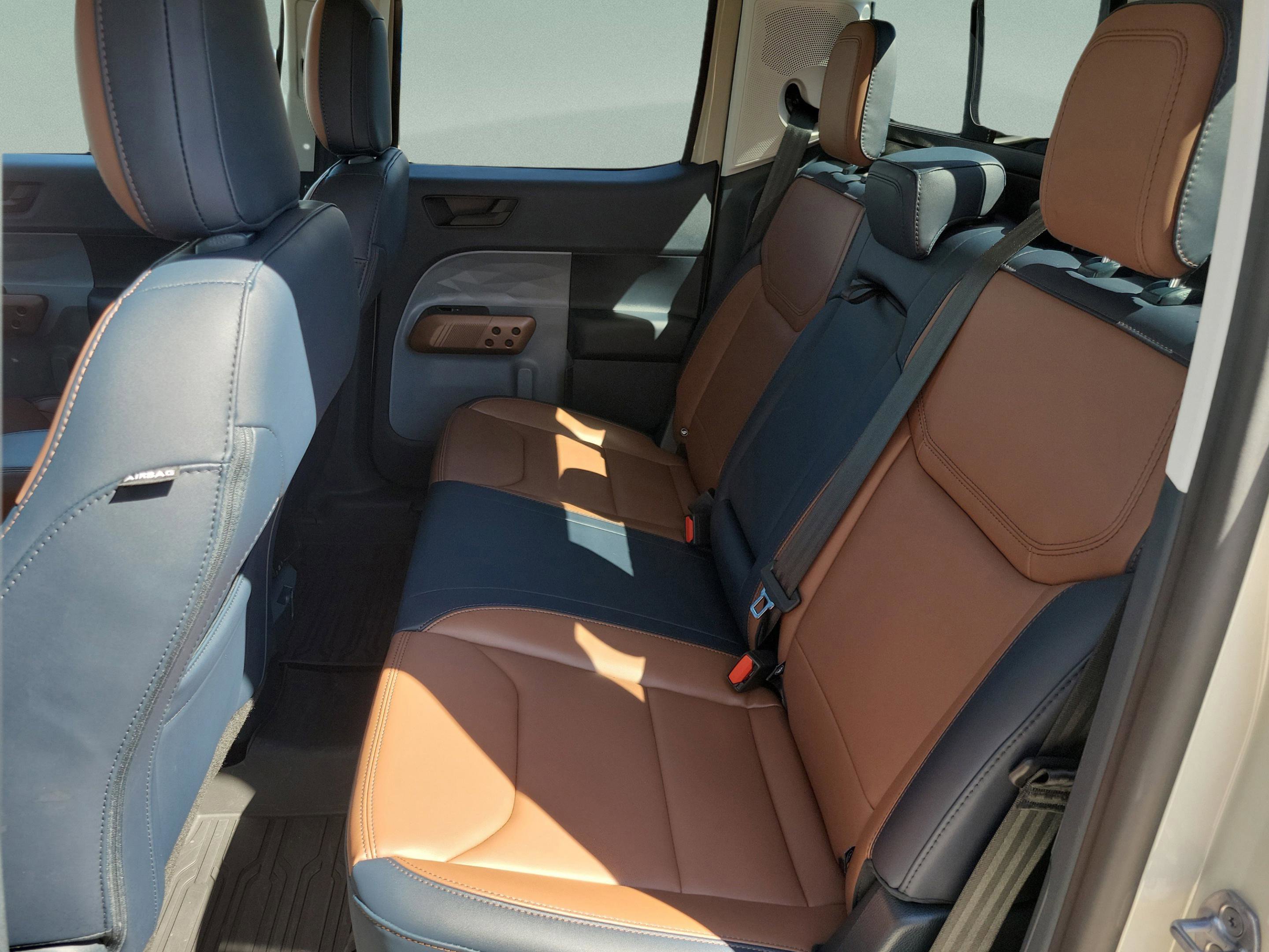 Certified 2024 Ford Maverick Lariat image 21