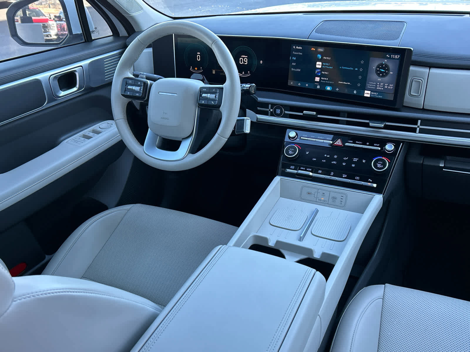 Used 2024 Hyundai Santa Fe SEL image 20