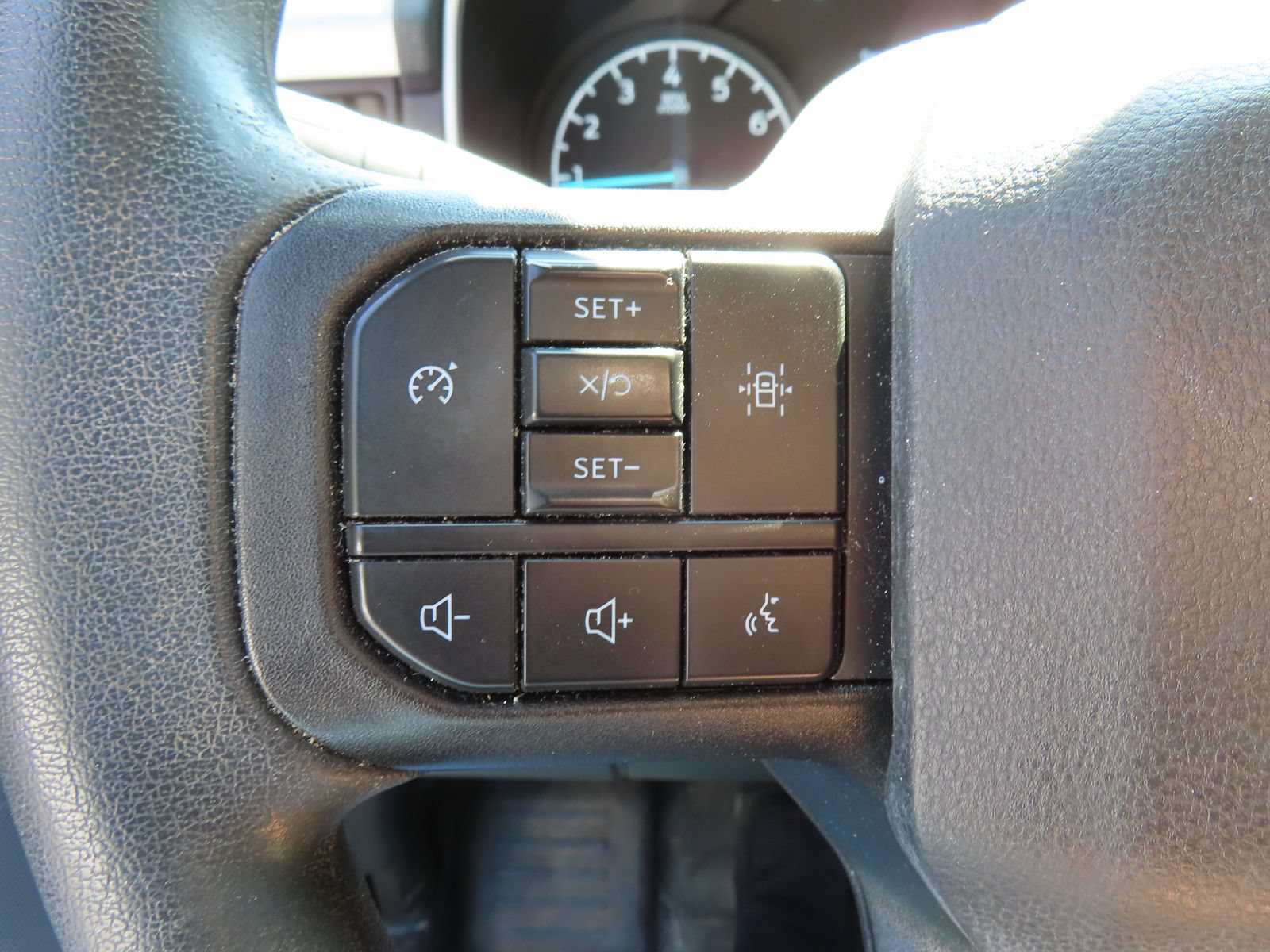 Certified 2022 Ford F150 XL w/ Equipment Group 101A High RWD image 15