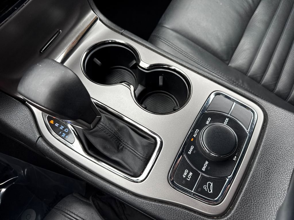 Used 2019 Jeep Grand Cherokee Limited X image 24