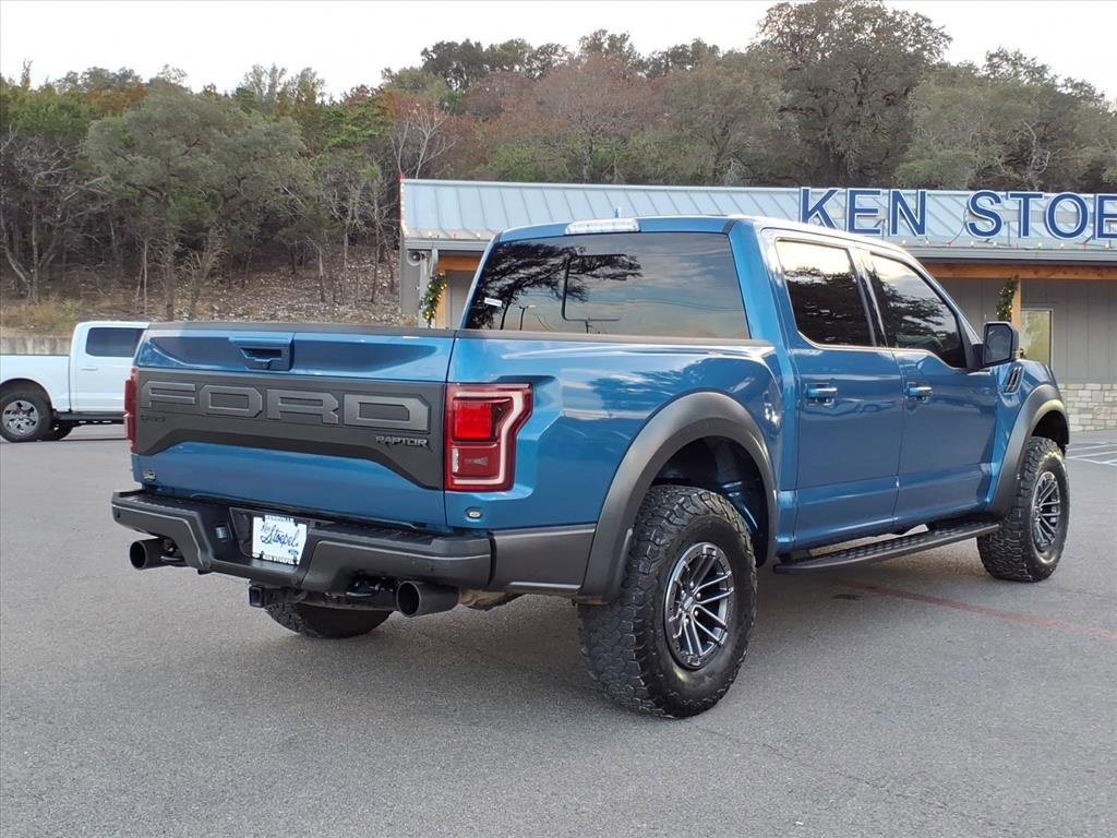 Certified 2019 Ford F150 Raptor w/ Equipment Group 802A Luxury image 4