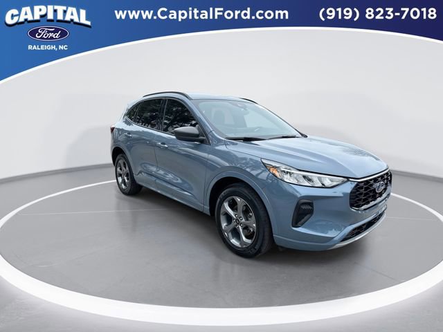 Certified 2024 Ford Escape ST-Line w/ Tech Pack #1 image 8