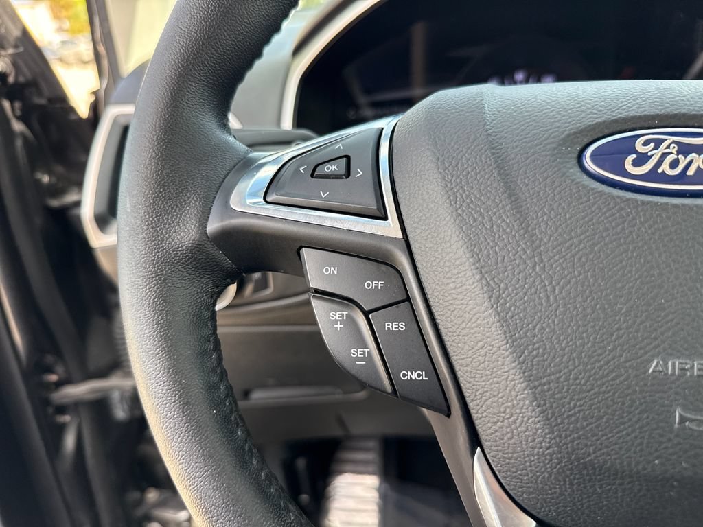 Certified 2018 Ford Edge SEL w/ Equipment Group 201A FWD image 14