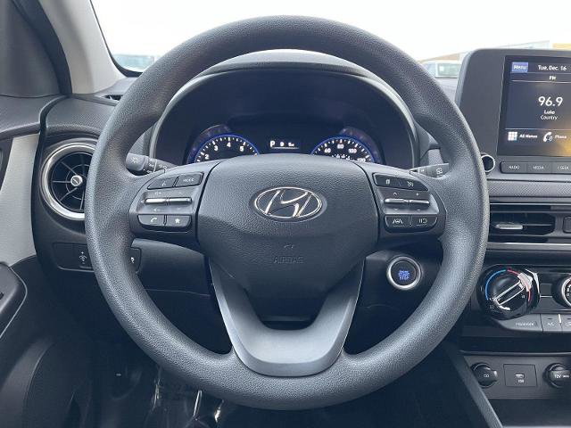 Used 2023 Hyundai Kona SEL image 12