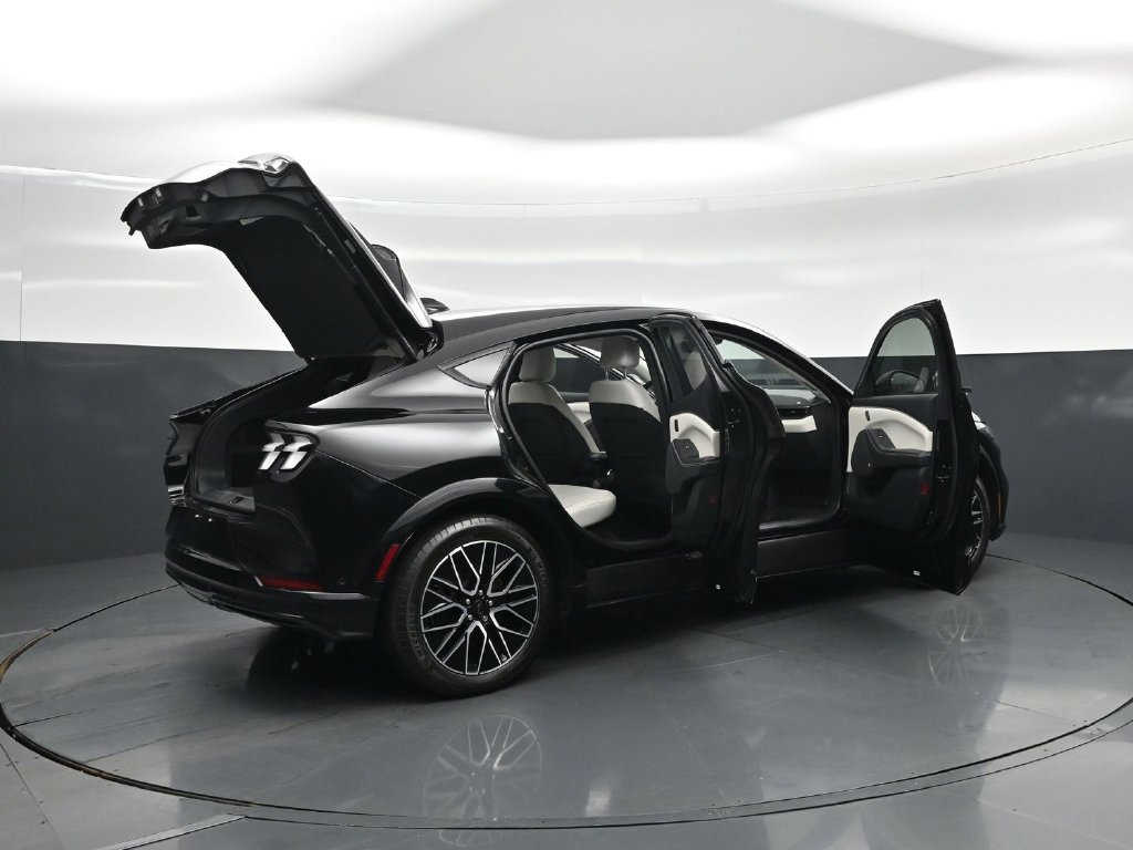 Certified 2024 Ford Mustang Mach-E Premium RWD image 5