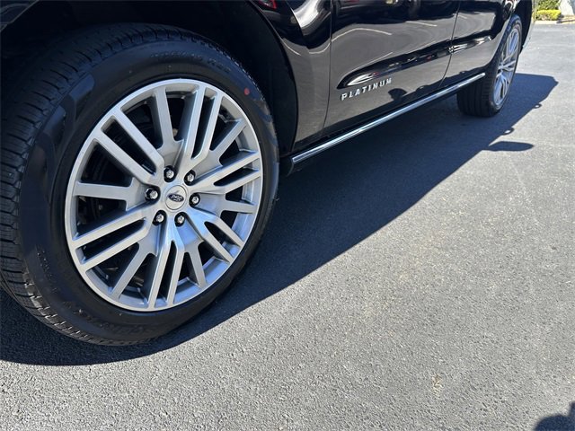 Certified 2022 Ford Expedition Max Platinum image 14
