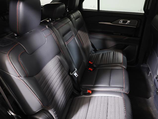 Certified 2025 Ford Explorer ST-Line w/ ST-Line Street Pack AWD/4WD image 10