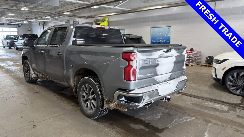 Used 2021 Chevrolet Silverado 1500 LT image 3
