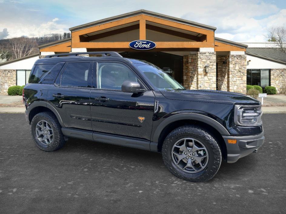 Certified 2021 Ford Bronco Sport Badlands w/ Badlands Package AWD/4WD image 3