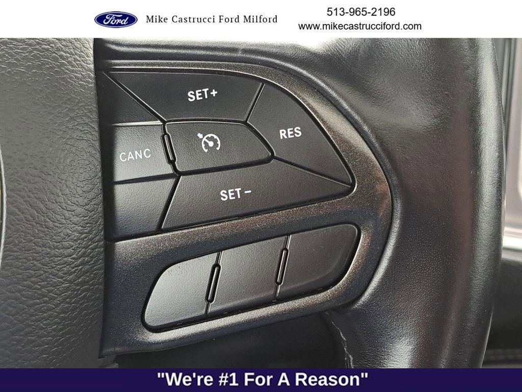 Used 2021 Dodge Challenger SXT w/ Driver Convenience Group image 18