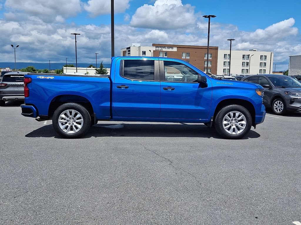 Used 2022 Chevrolet Silverado 1500 Custom AWD/4WD image 7