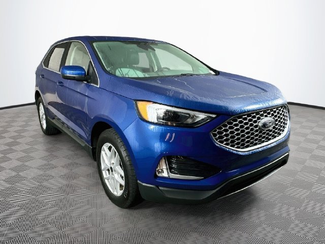 Certified 2024 Ford Edge SEL w/ Convenience Package AWD/4WD image 4