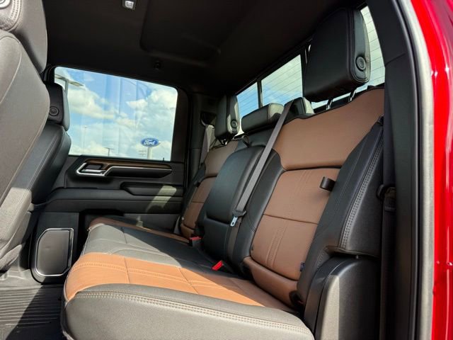 Used 2024 Chevrolet Silverado 3500 High Country image 21