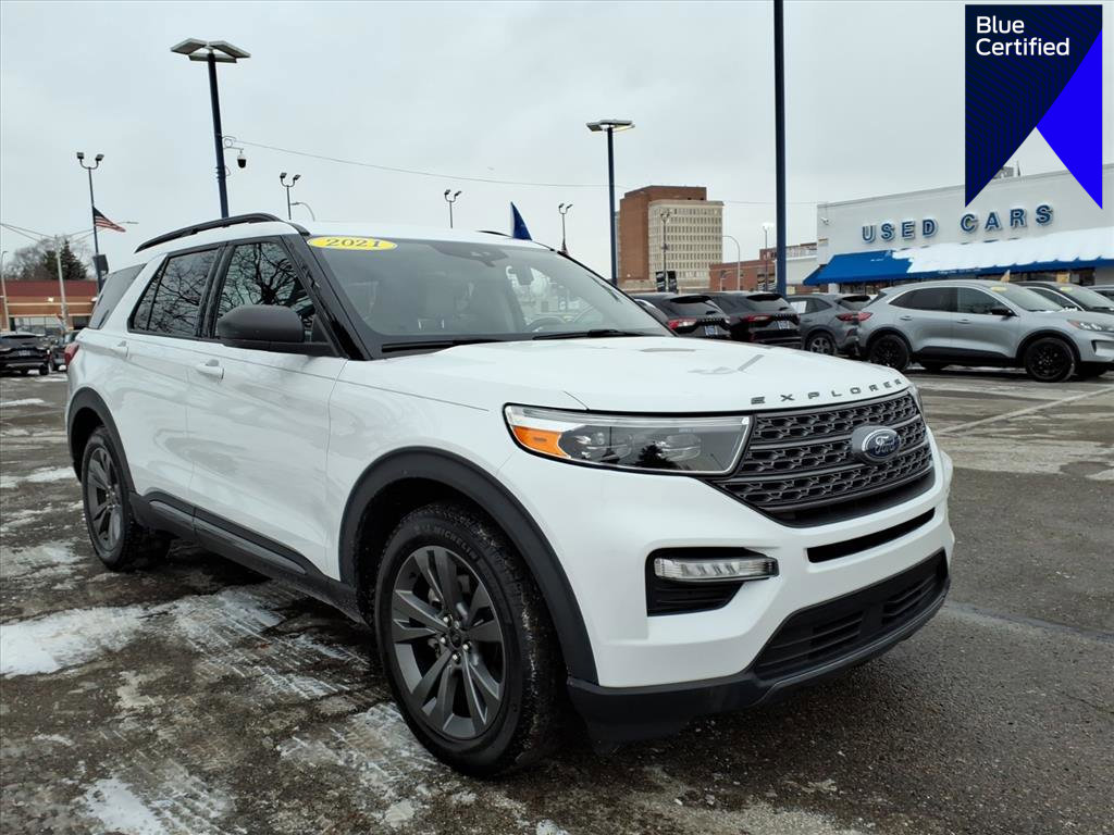 Certified 2021 Ford Explorer XLT w/ Equipment Group 202A