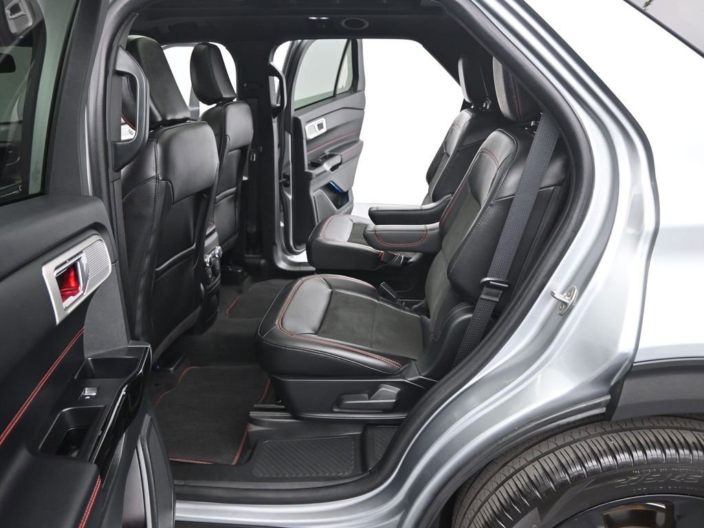 Certified 2023 Ford Explorer ST-Line w/ Class IV Trailer Tow Package RWD image 20