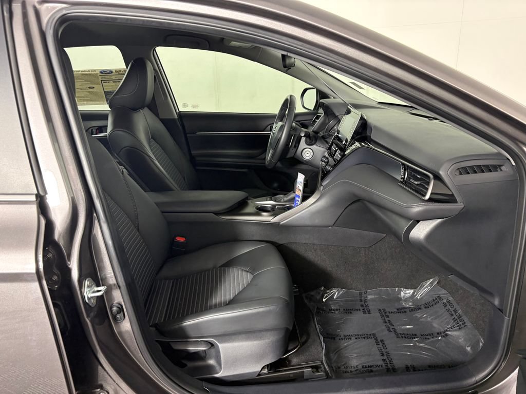 Used 2024 Toyota Camry SE FWD image 34