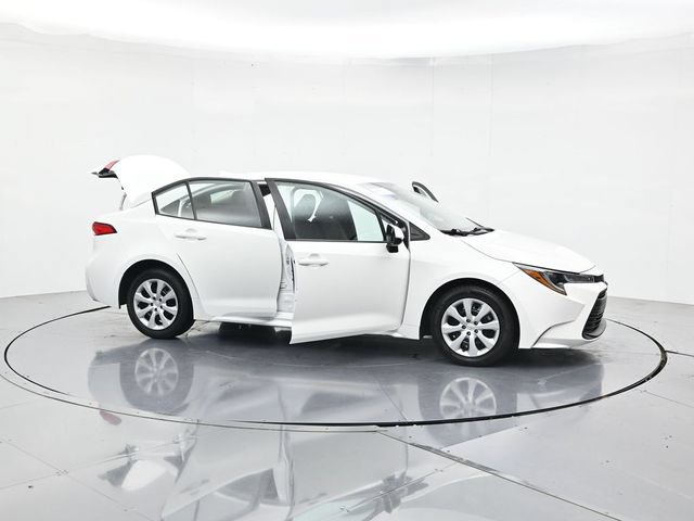 Used 2024 Toyota Corolla LE FWD image 51