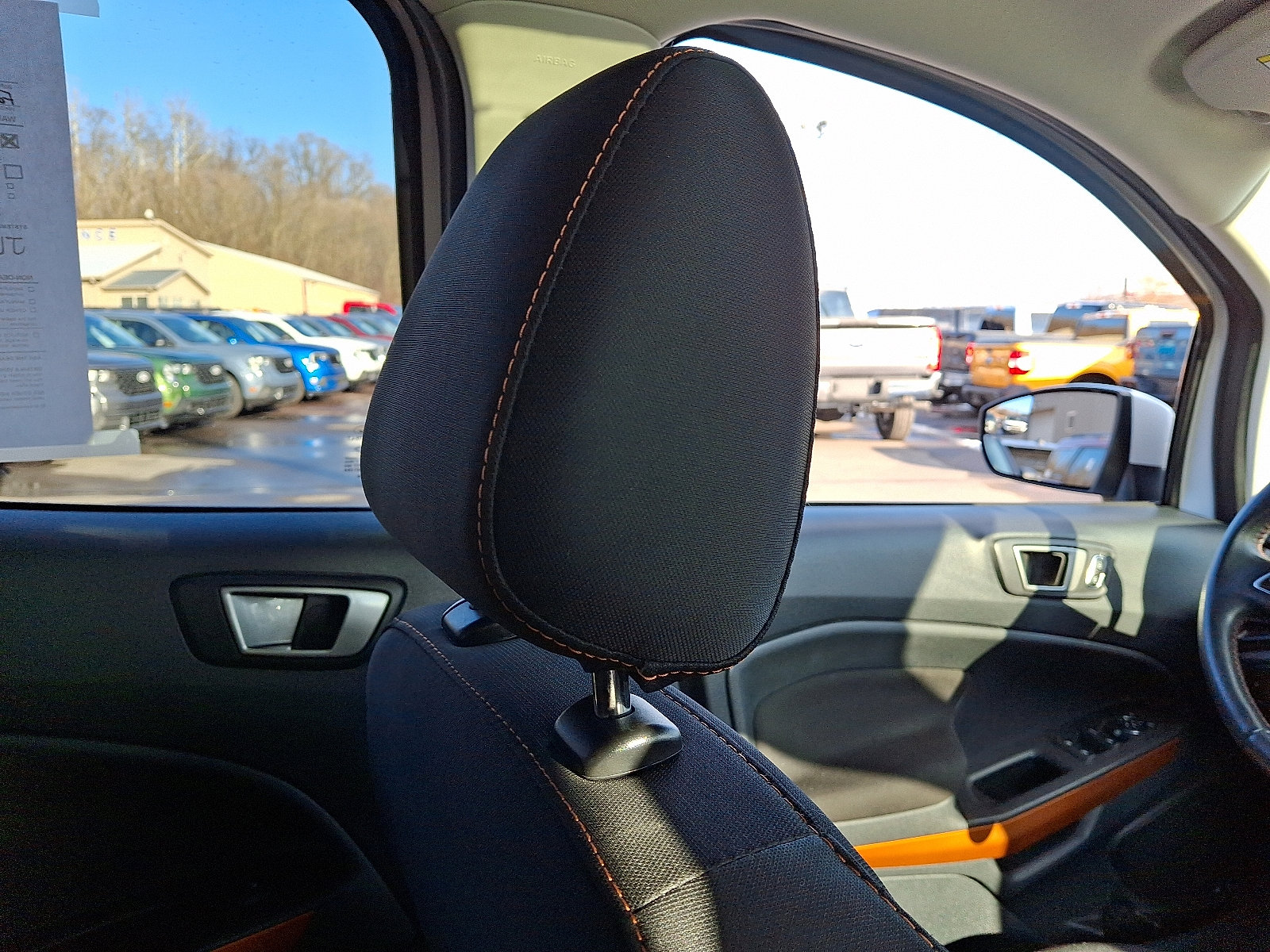 Certified 2022 Ford EcoSport SE w/ SE Appearance Package image 13