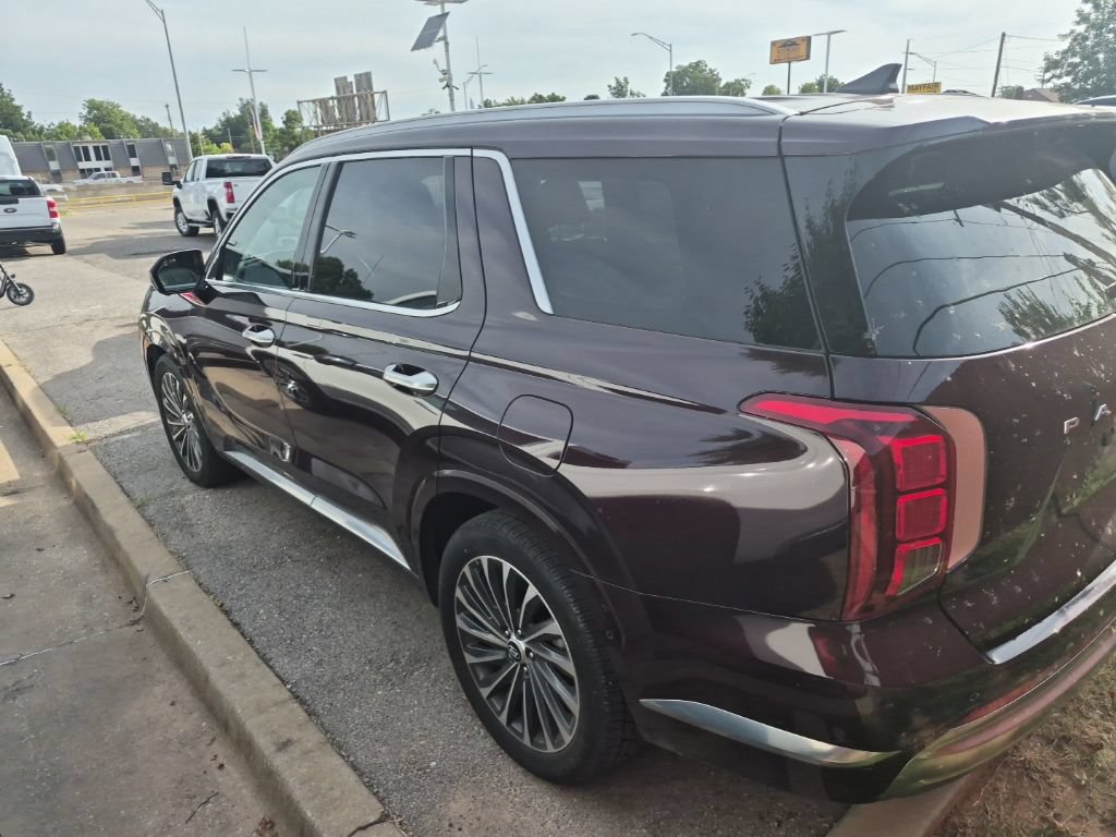 Used 2024 Hyundai Palisade Calligraphy FWD image 7