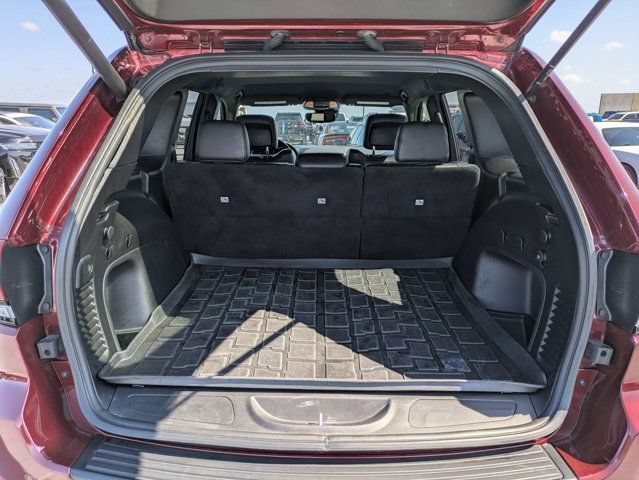 Used 2022 Jeep Grand Cherokee Laredo X RWD image 14