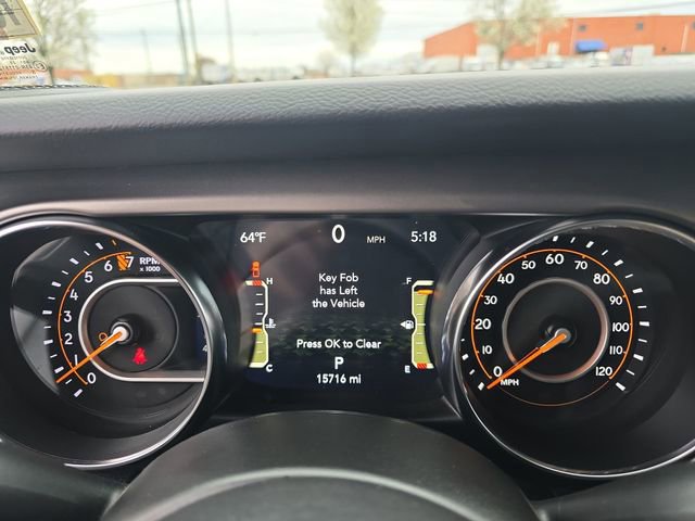 Used 2023 Jeep Gladiator Sport image 16