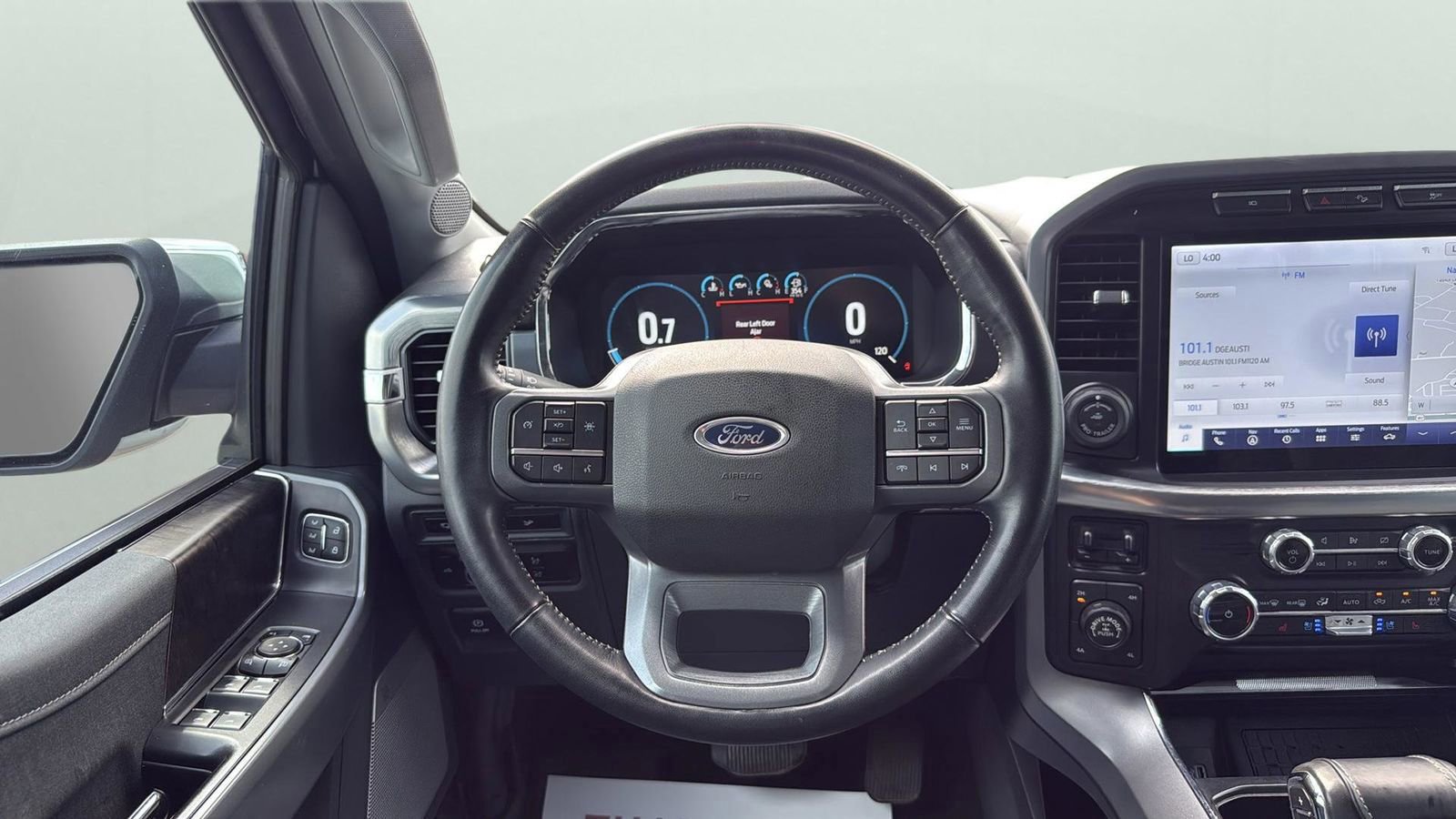 Certified 2023 Ford F150 Lariat w/ Trailer Tow Package image 13