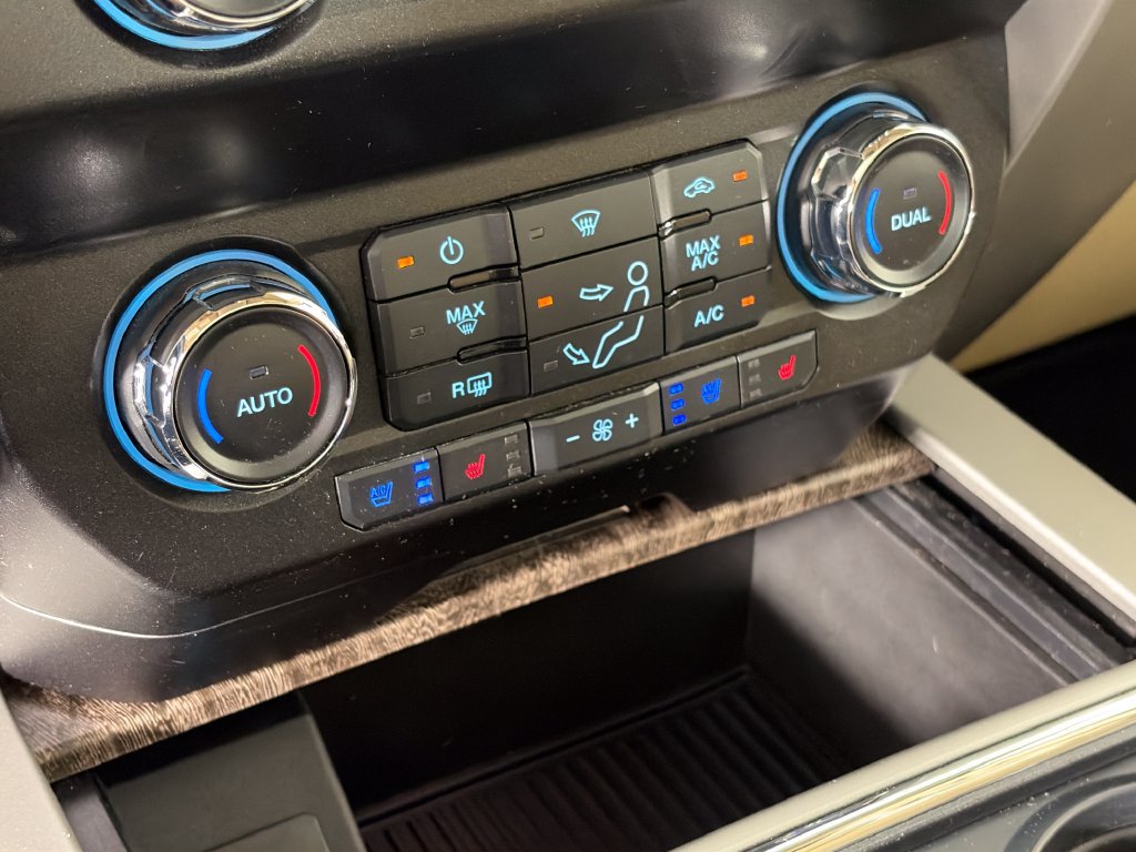 Certified 2019 Ford F350 Lariat w/ Lariat Ultimate Package AWD/4WD image 21