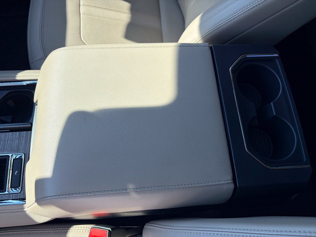 Certified 2022 Ford Expedition Limited RWD image 16