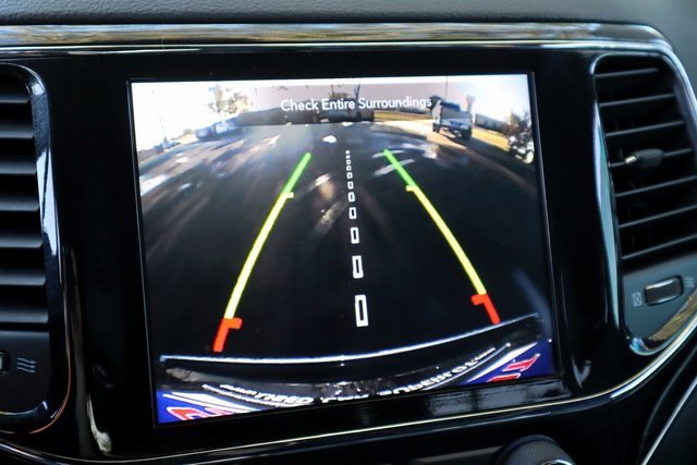 Used 2021 Jeep Grand Cherokee Limited image 7