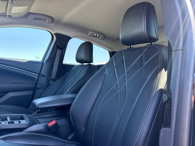 Certified 2025 Ford Mustang Mach-E Select RWD image 17