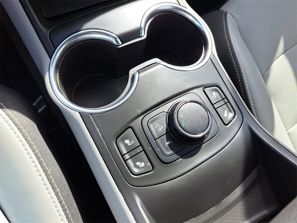 Used 2023 GMC Terrain SLT w/ Infotainment Package II image 22