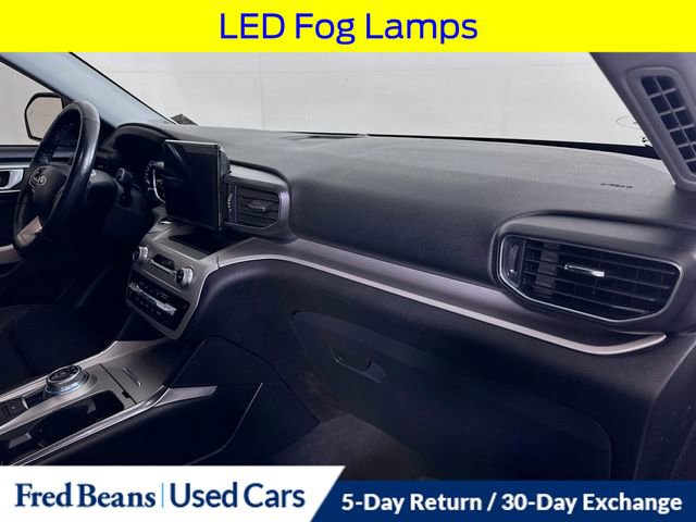 Certified 2022 Ford Explorer XLT w/ Equipment Group 202A image 34