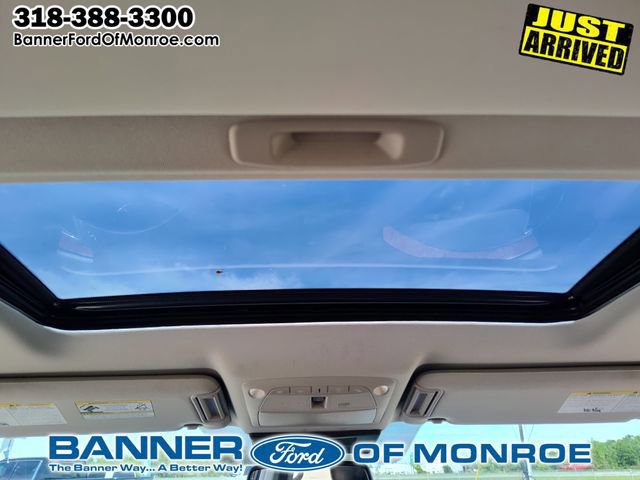 Used 2024 Nissan Armada SL image 23