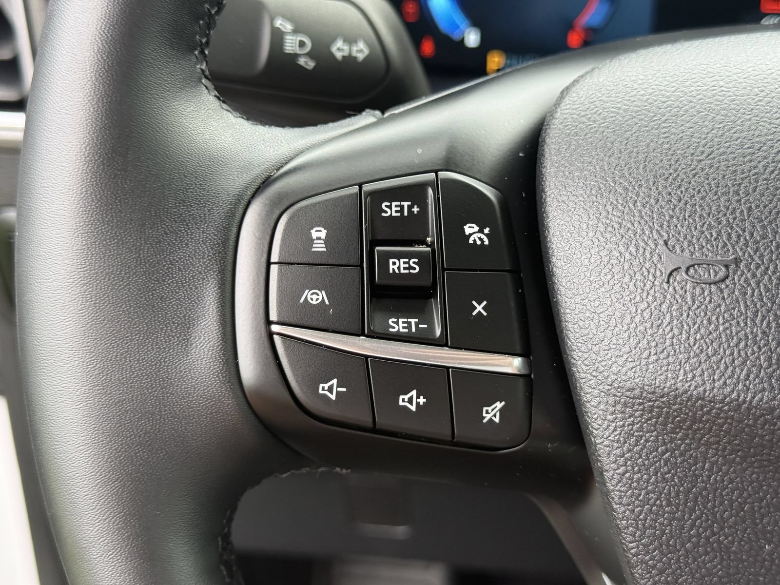Certified 2025 Ford Bronco Sport Outer Banks w/ Outer Banks Tech Package+ AWD/4WD image 35