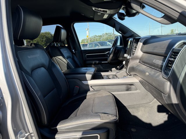Used 2021 RAM 1500 Laramie w/ Sport Appearance Package AWD/4WD image 11