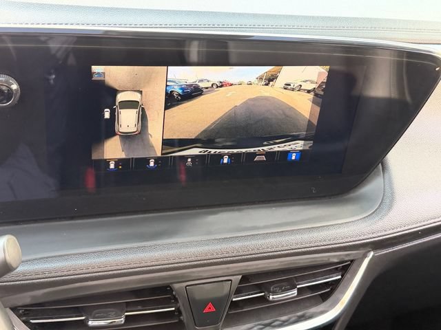 Used 2024 Buick Encore GX Sport Touring w/ Advanced Technology Package FWD image 23