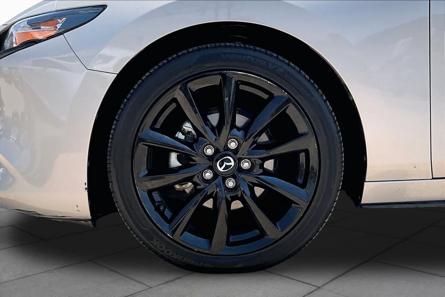 Used 2024 MAZDA MAZDA3 s FWD image 10