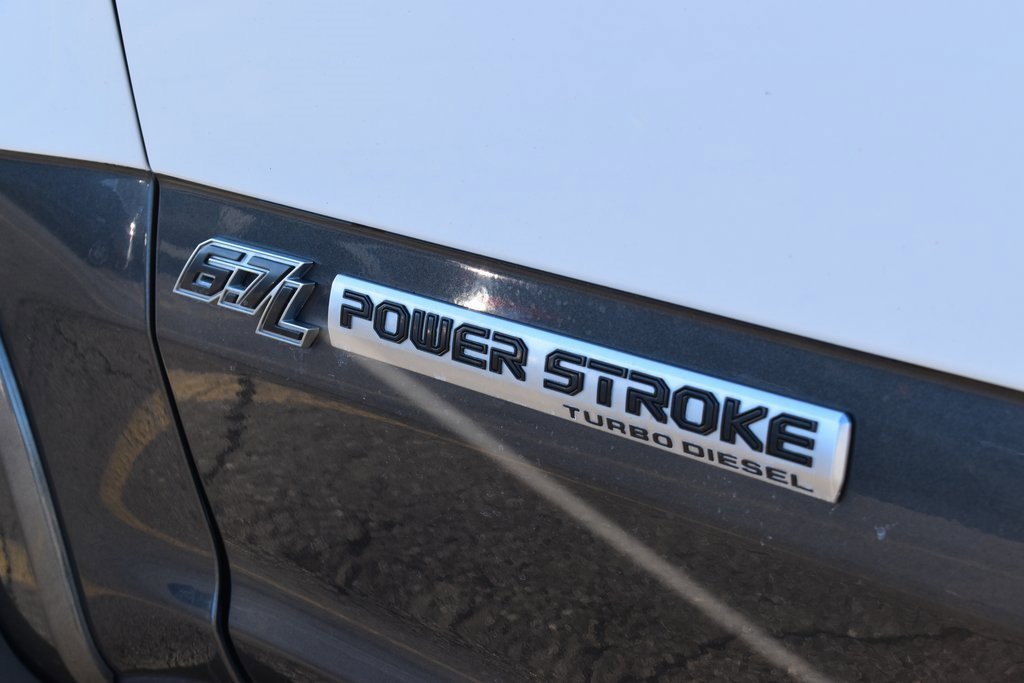 Certified 2019 Ford F250 Lariat w/ Chrome Package image 5