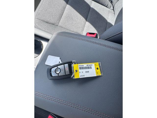 Certified 2025 Ford Explorer Active image 18