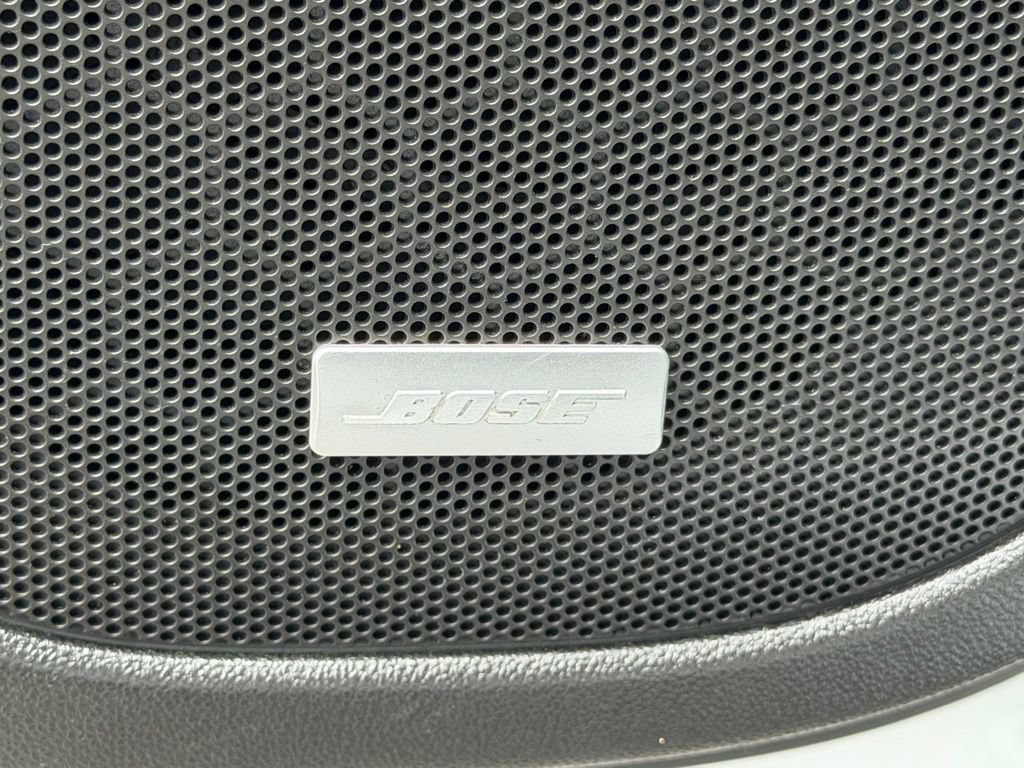 Used 2018 GMC Acadia SLT FWD image 23