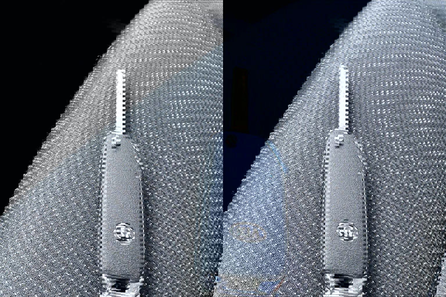 Used 2019 Kia Forte LXS FWD image 17