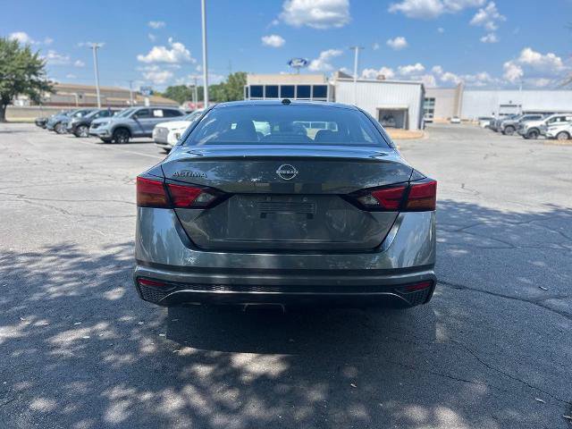 Used 2025 Nissan Altima 2.5 SV FWD image 6